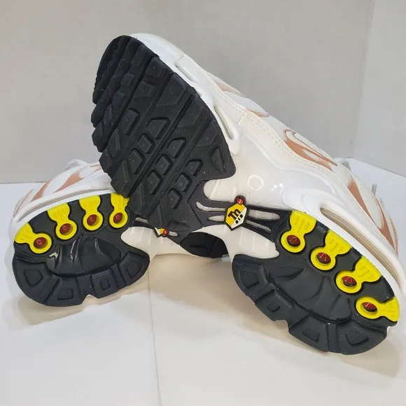 New Nike GA 4Y Air Max Plus White Metallic Red Bronze Shoes CD0609-105